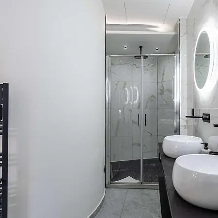 La Brise Marine A Deux Pas De La Du Midi Et Proche Du Palais Des Festivals Apartment Cannes